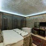 Ahiyan Üçhisar
