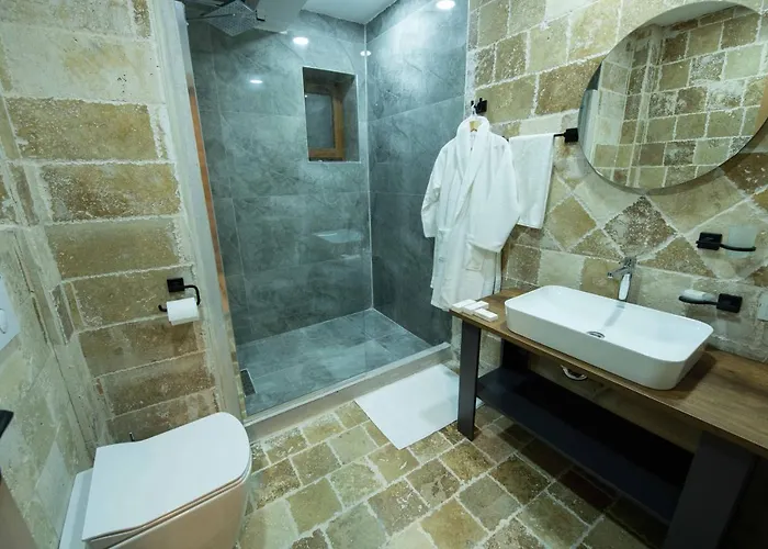 Ahiyan فندق أُتْشيسار