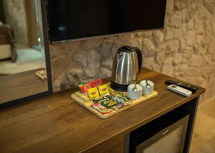 Ahiyan * أُتْشيسار