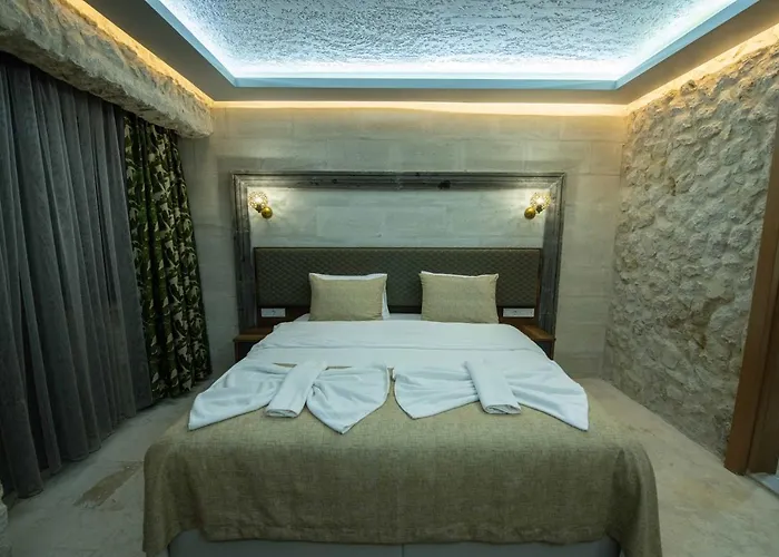 Ahiyan * أُتْشيسار