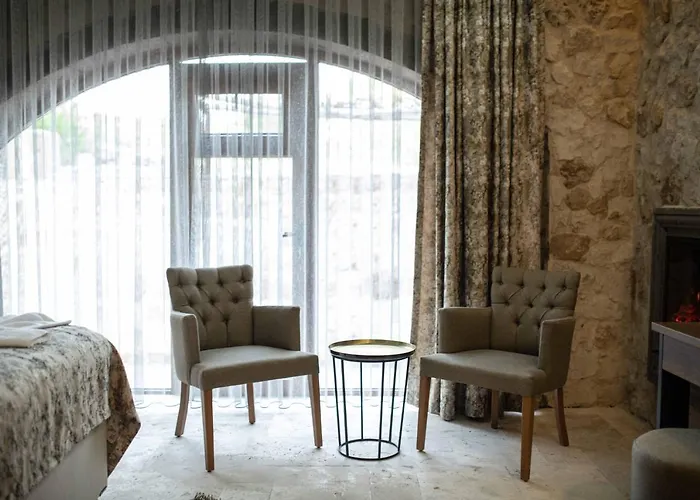 Ahiyan Ξενοδοχείο *